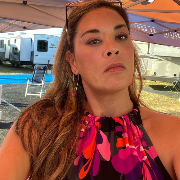 Meet your Posher, Andrea - Picture 4 of 4